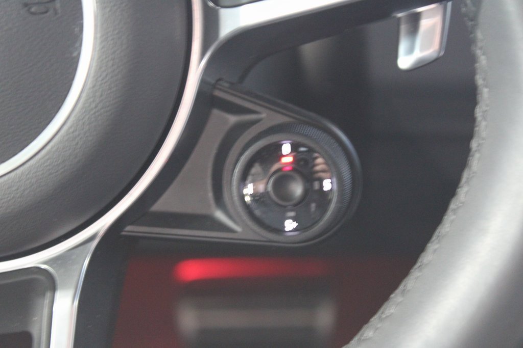 Used 2023 Porsche Cayenne S image 23