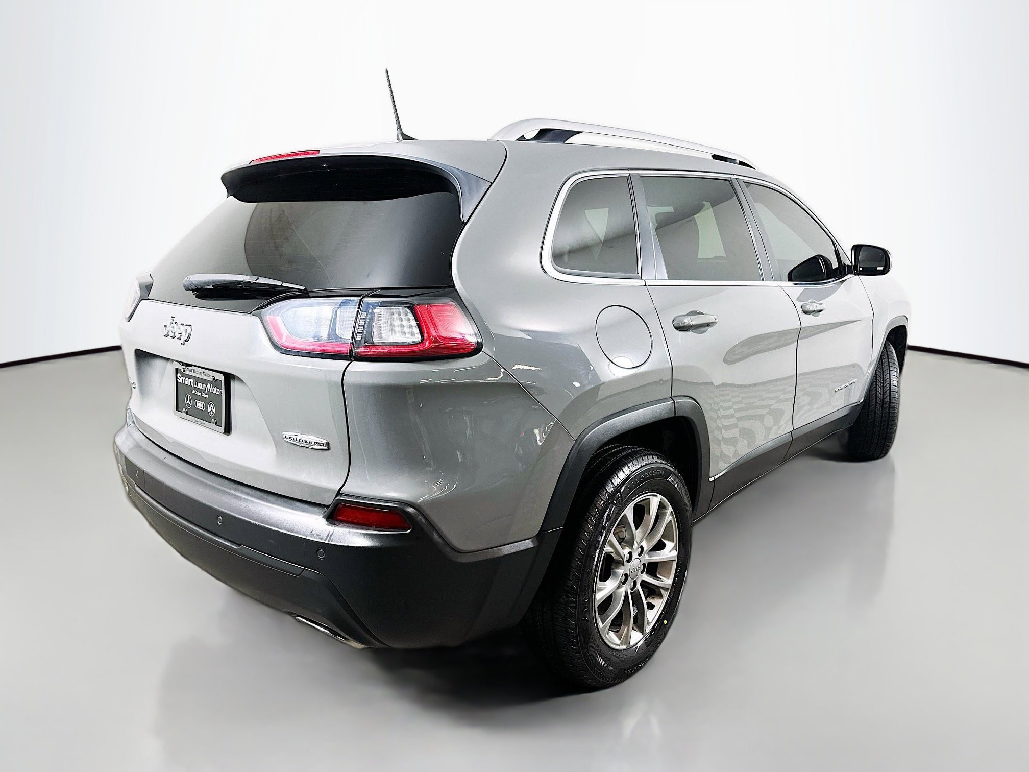 Used 2021 Jeep Cherokee Latitude Lux AWD/4WD image 7