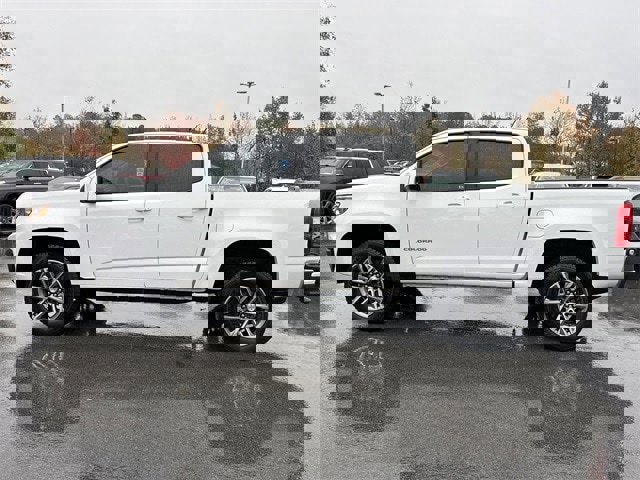 Used 2022 Chevrolet Colorado W/T w/ Custom Special Edition image 6