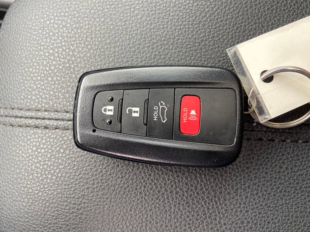 Used 2021 Toyota RAV4 XSE image 35