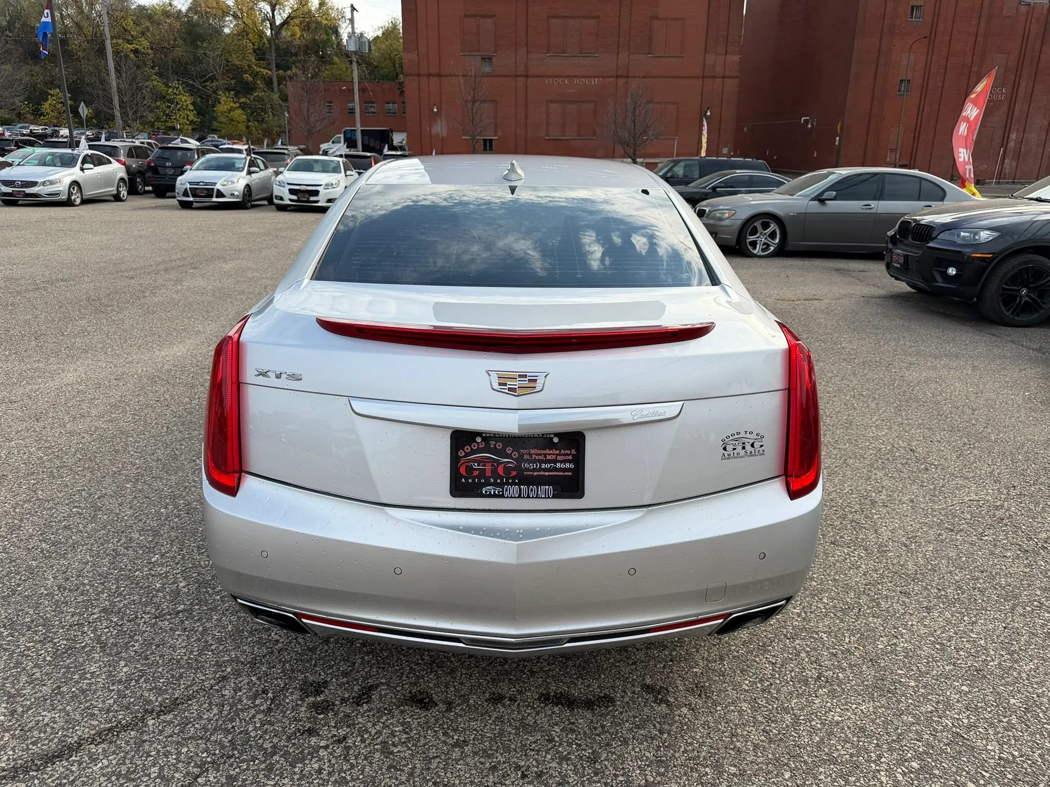 Used 2017 Cadillac XTS Luxury FWD image 5