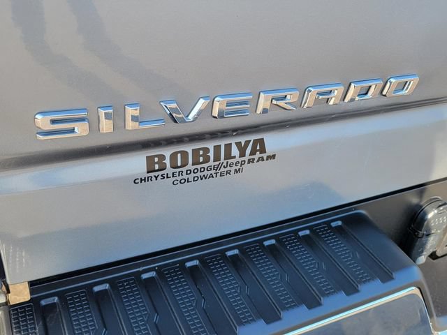 Used 2023 Chevrolet Silverado 1500 LT AWD/4WD image 24