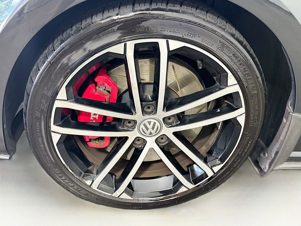 Used 2017 Volkswagen GTI Sport FWD image 37