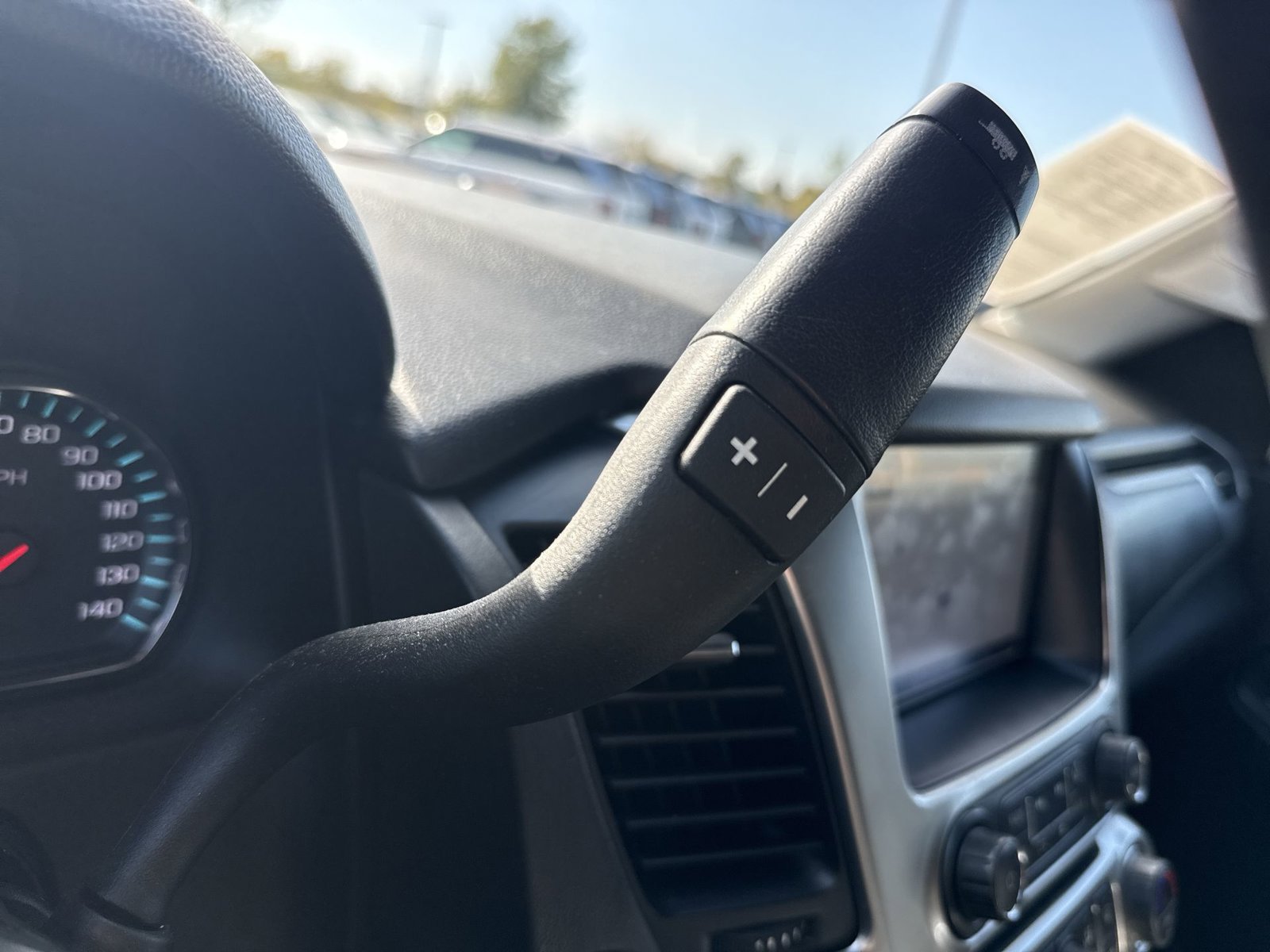 Used 2019 Chevrolet Suburban Premier AWD/4WD image 22