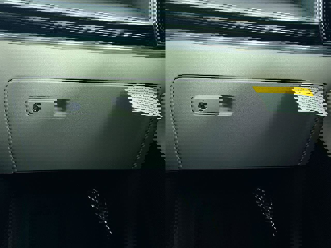 Certified 2025 Kia Sorento SX AWD/4WD image 32