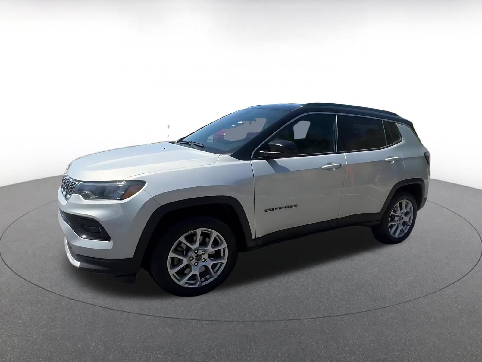 Used 2025 Jeep Compass Limited AWD/4WD image 8