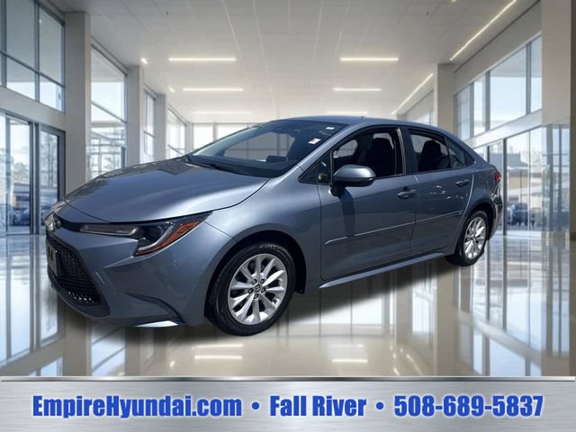Used 2021 Toyota Corolla LE w/ LE Convenience Package