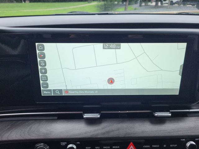 Certified 2024 Kia Carnival EX FWD image 23
