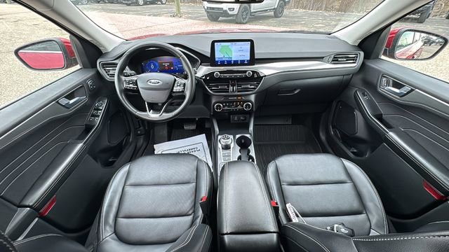 Certified 2022 Ford Escape Titanium w/ Class II Trailer Tow Package image 13