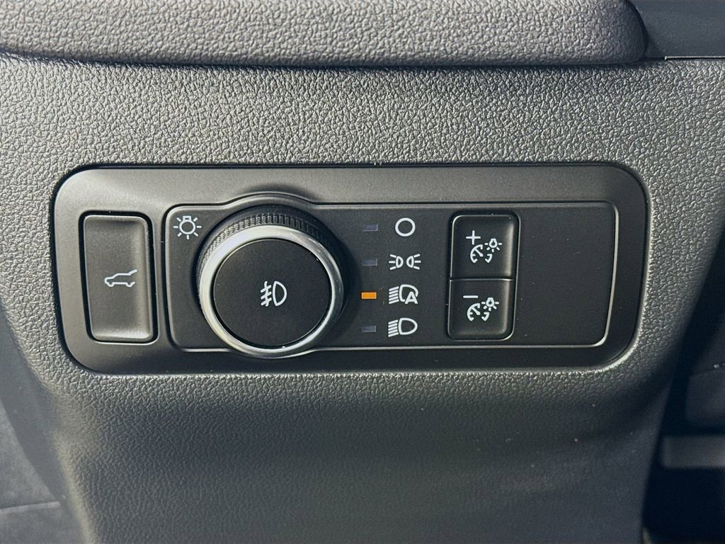 Used 2025 Ford Escape Platinum AWD/4WD image 12