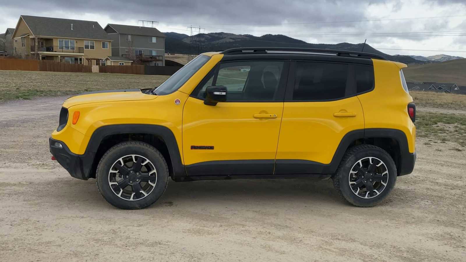 Used 2023 Jeep Renegade Trailhawk image 5