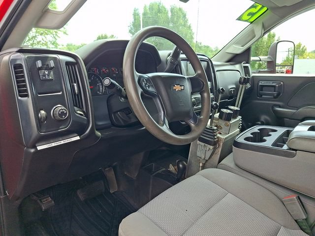Used 2015 Chevrolet Silverado 3500 W/T w/ Snow Plow Prep Package AWD/4WD image 10