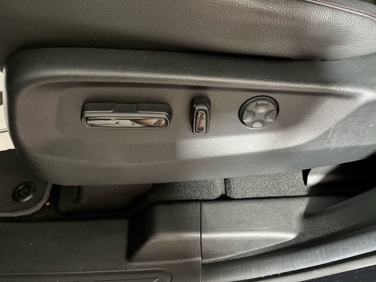 Used 2025 Honda Odyssey Sport-L image 14