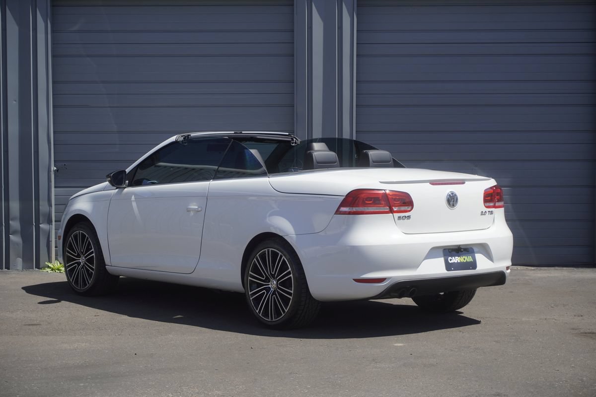 Used 2013 Volkswagen Eos FWD image 4