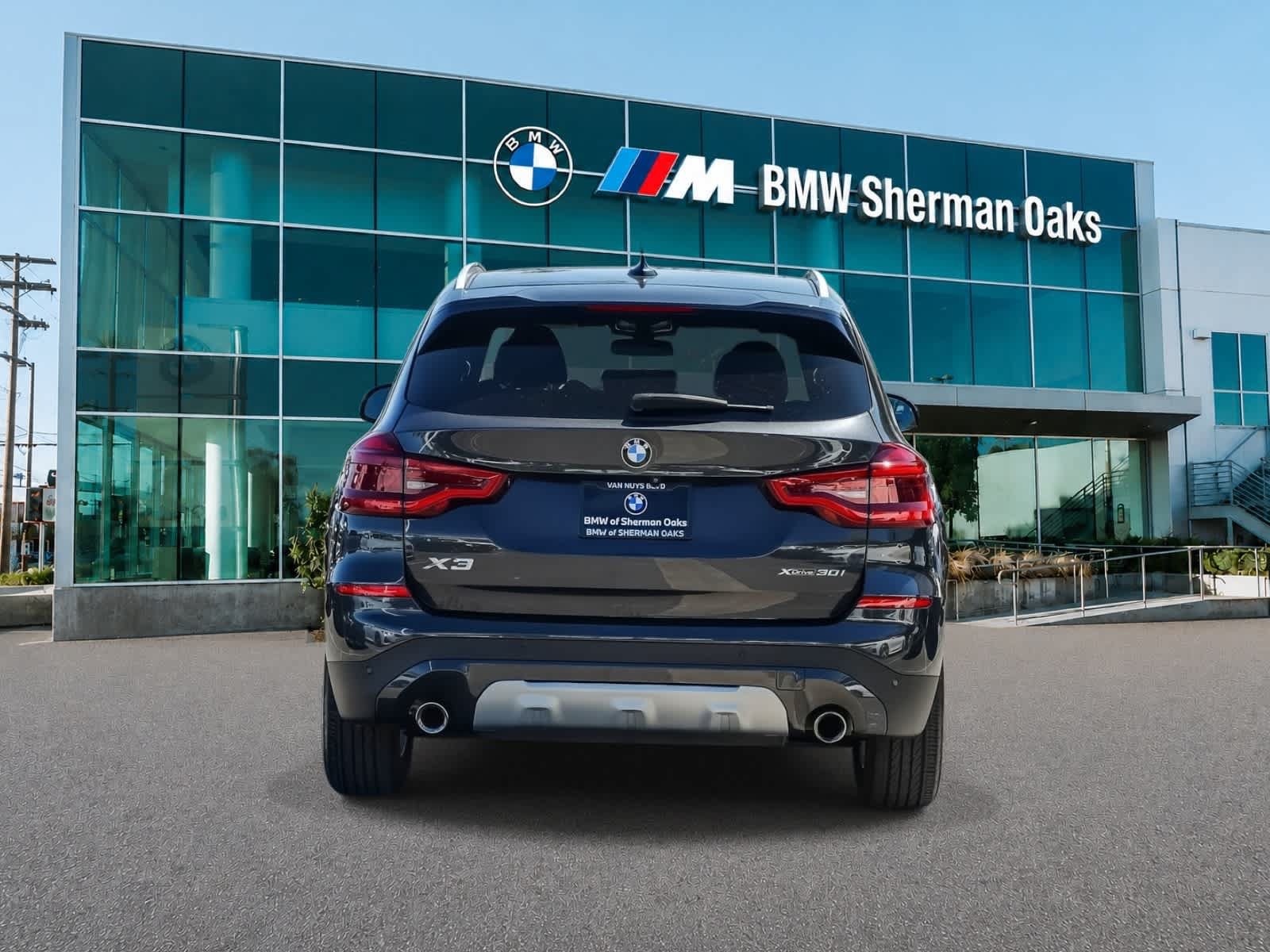Used 2021 BMW X3 xDrive30i w/ Convenience Package AWD/4WD image 5