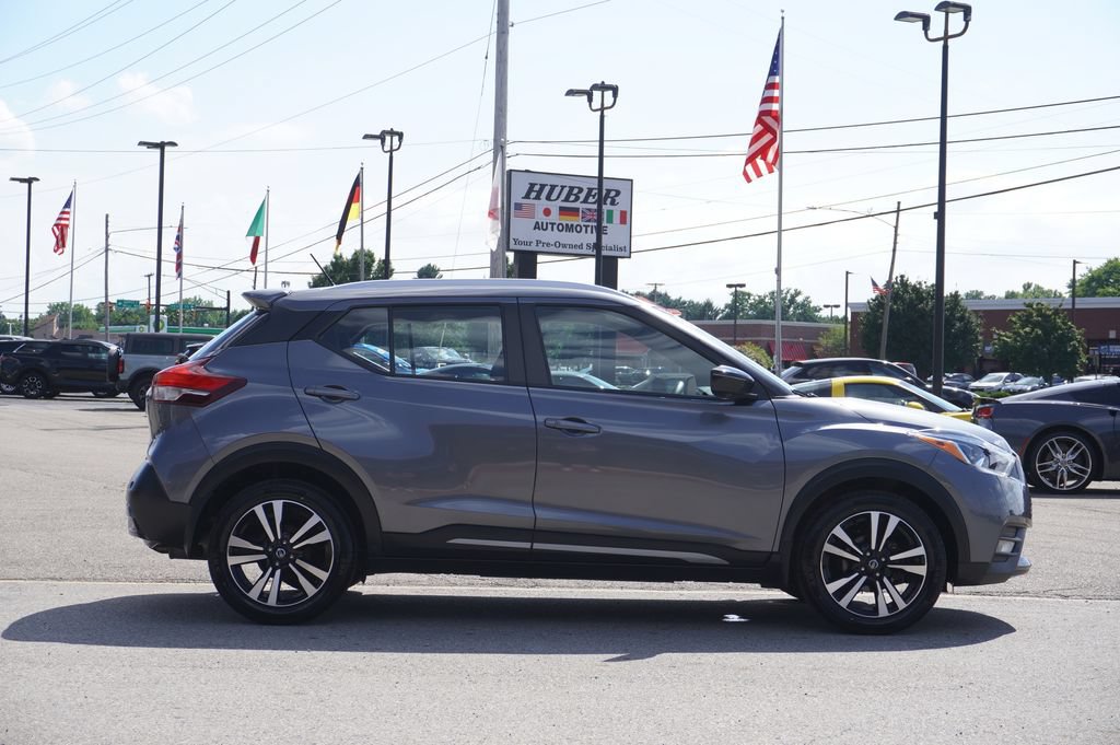 Used 2020 Nissan Kicks SR FWD image 8