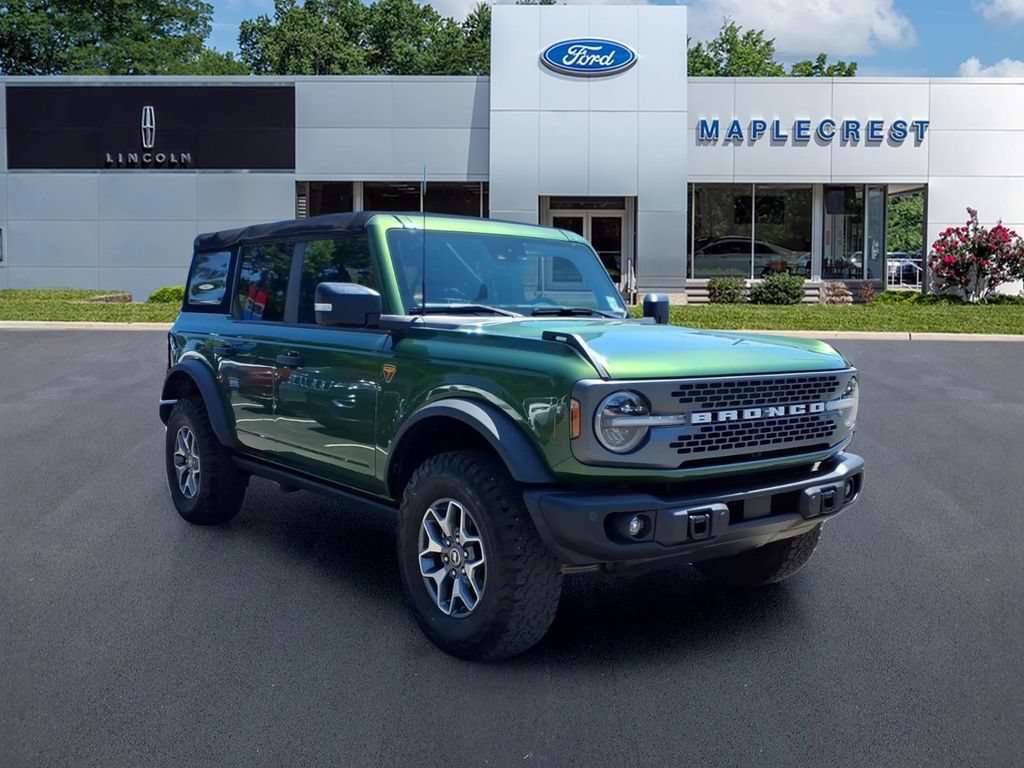 Certified 2022 Ford Bronco Badlands AWD/4WD image 1