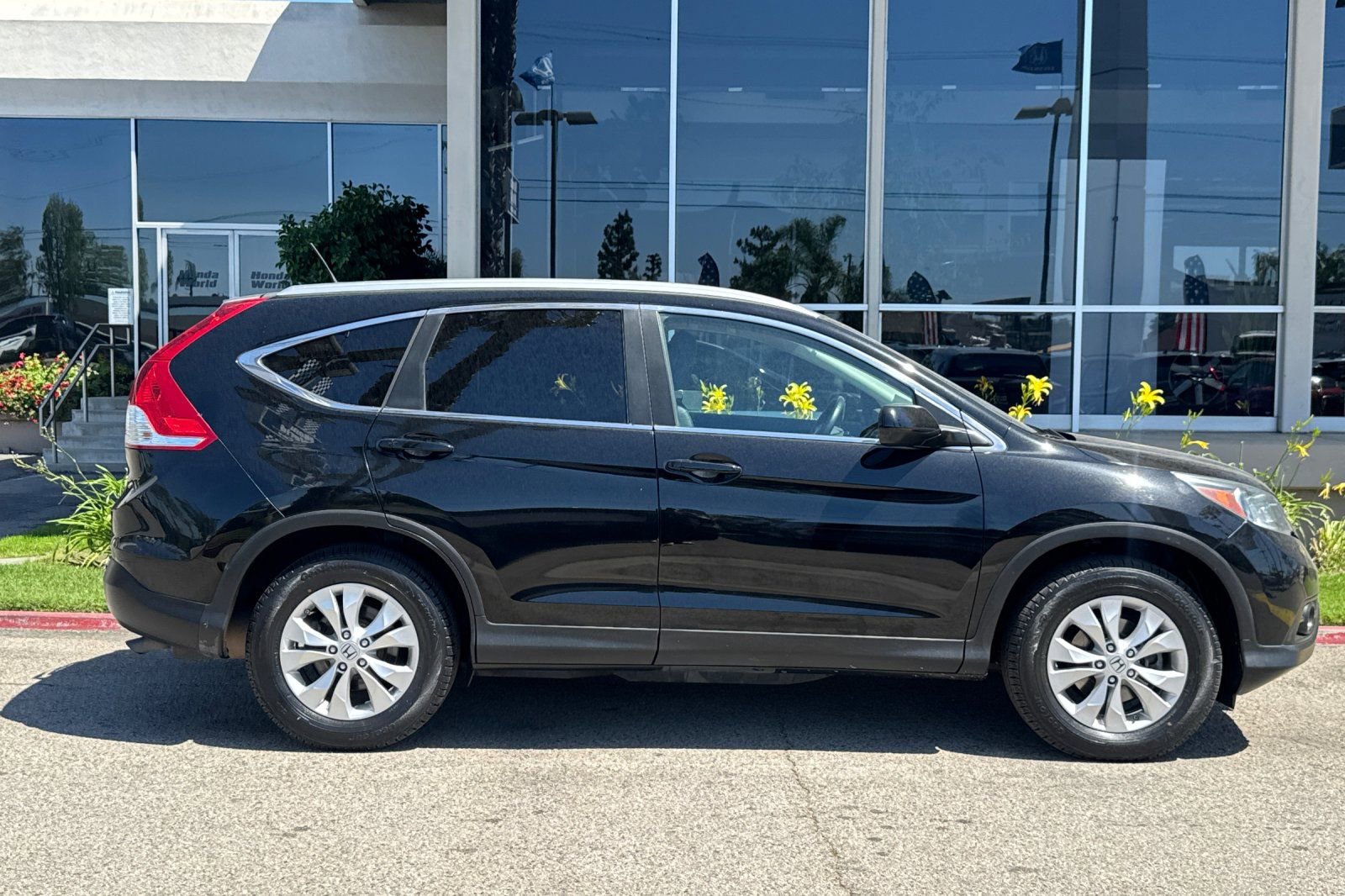 Used 2013 Honda CR-V EX-L image 4
