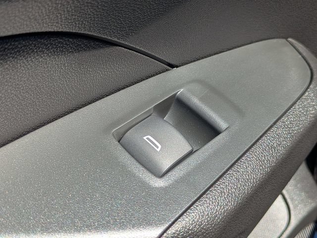 New 2026 Chevrolet Trax ACTIV w/ Sunroof Package FWD image 24