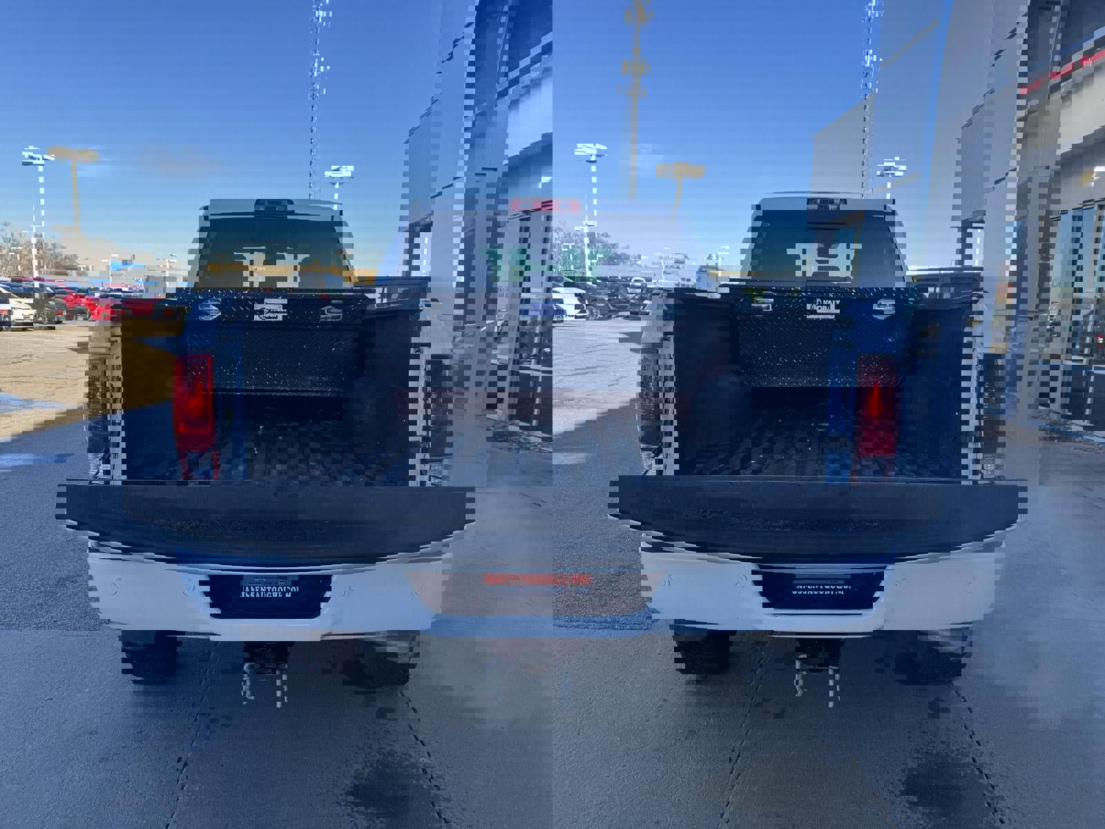 Used 2017 RAM 3500 Big Horn w/ Sport Appearance Group image 8