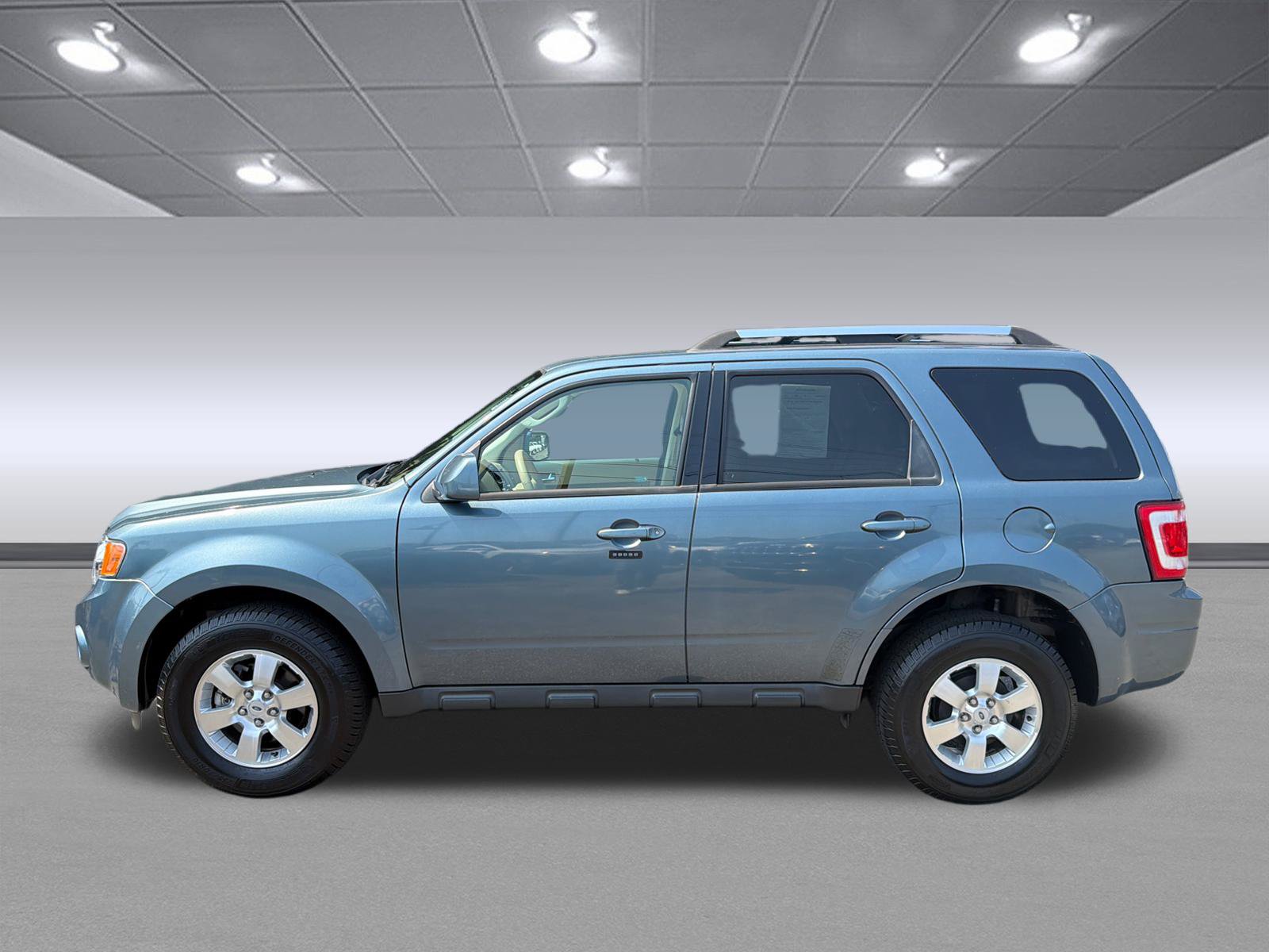Used 2011 Ford Escape Limited w/ 302A Rapid Spec Order Code AWD/4WD image 10