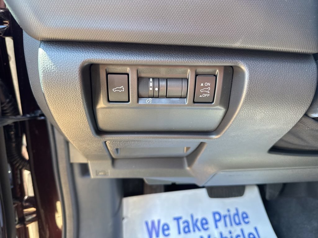 Certified 2026 Subaru Forester Premium w/ Base/Premium Plus Package AWD/4WD image 20