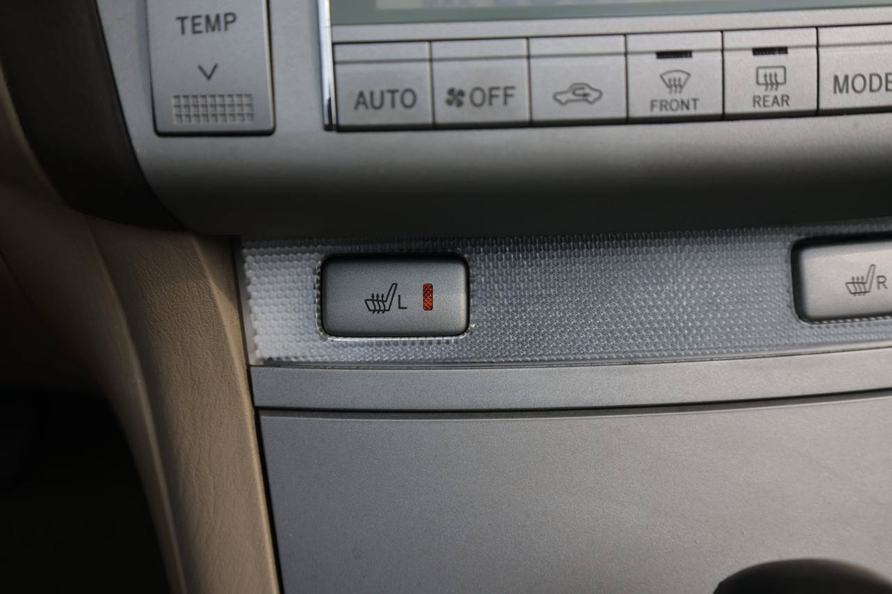 Used 2006 Toyota Solara SLE FWD image 10