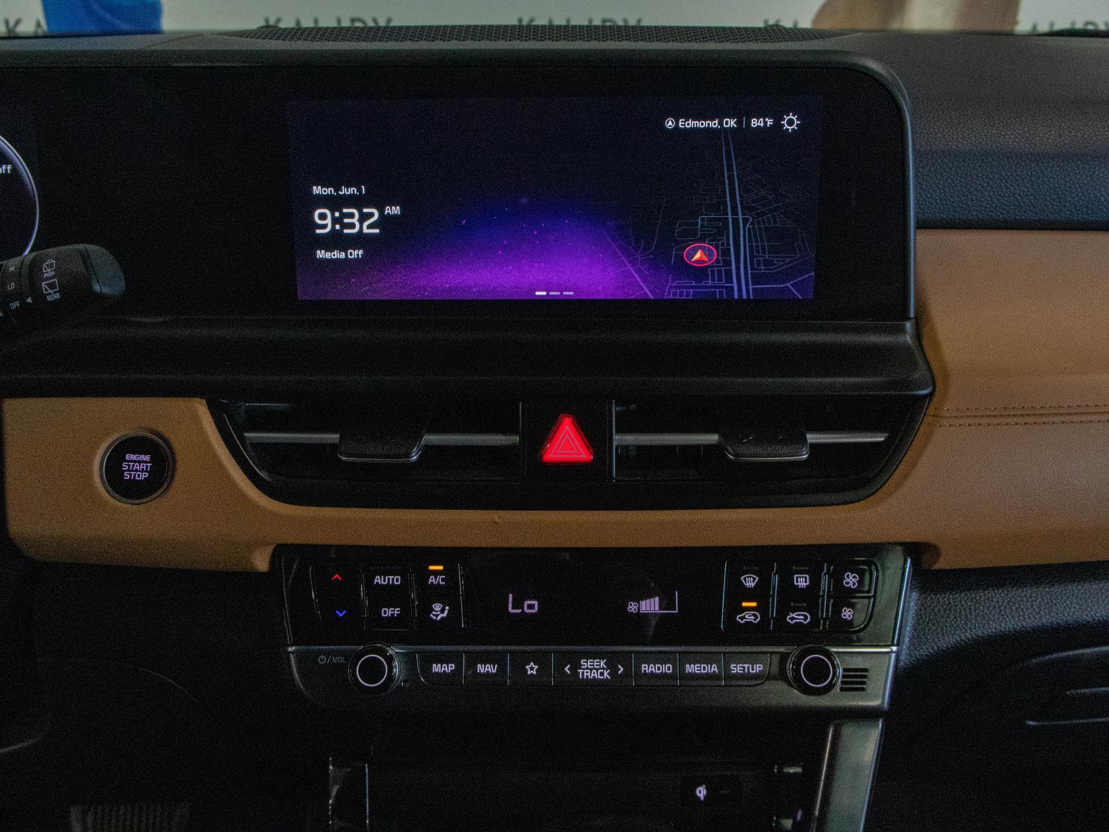 Used 2025 Kia Seltos EX w/ EX Sunroof Package FWD image 4