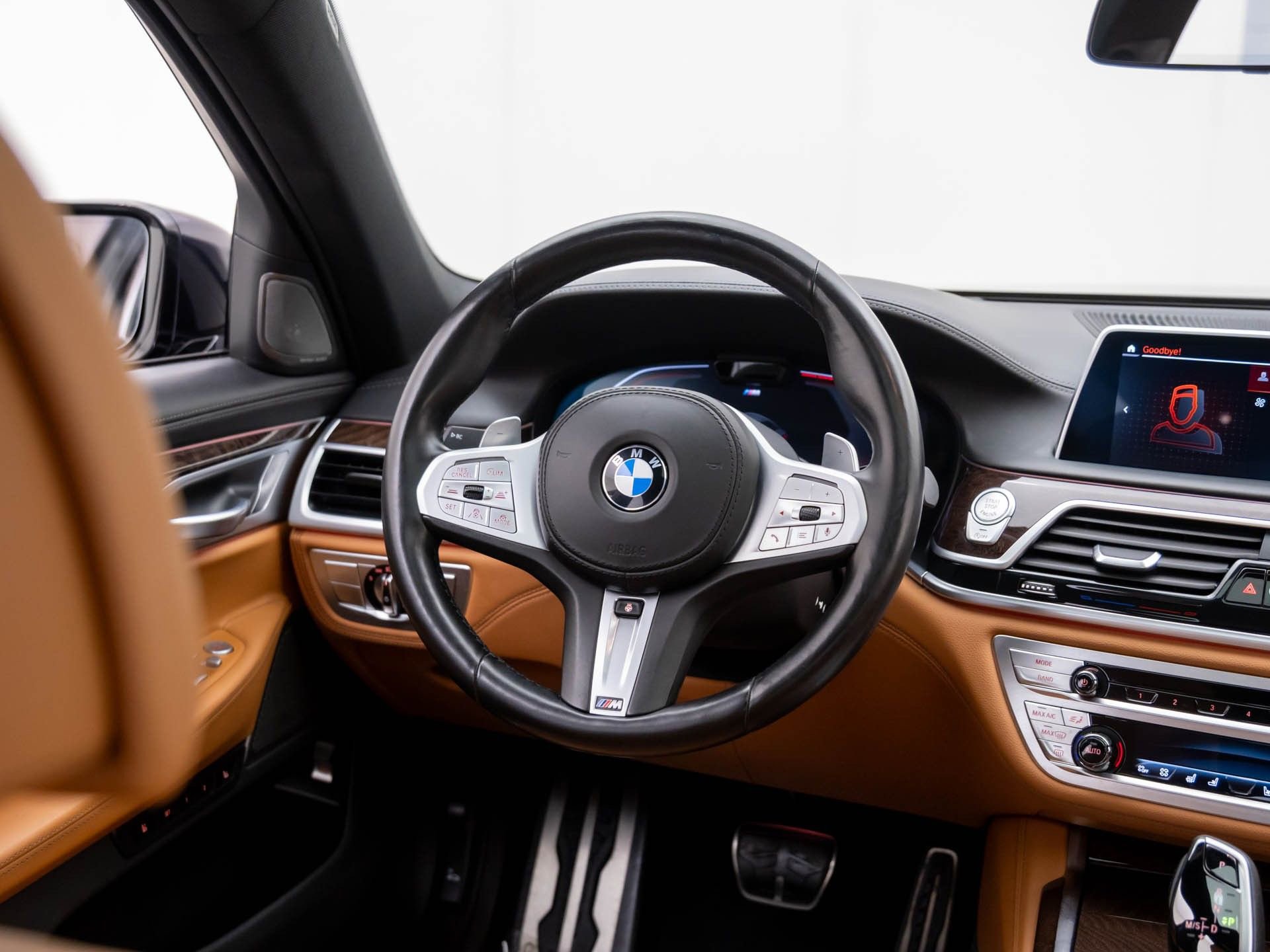 Certified 2022 BMW 750i xDrive w/ Executive Package image 10