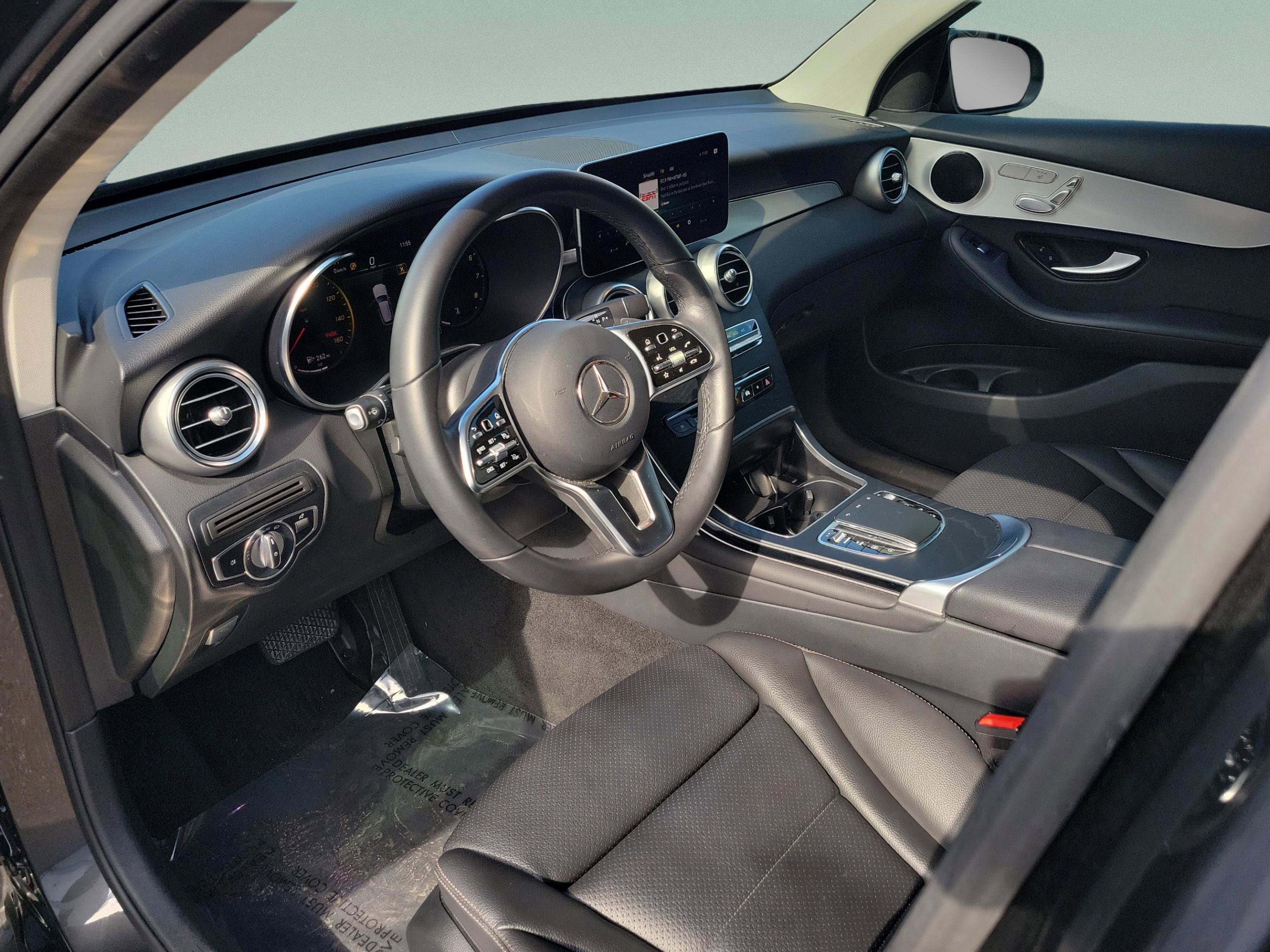 Used 2022 Mercedes-Benz GLC 300 image 11