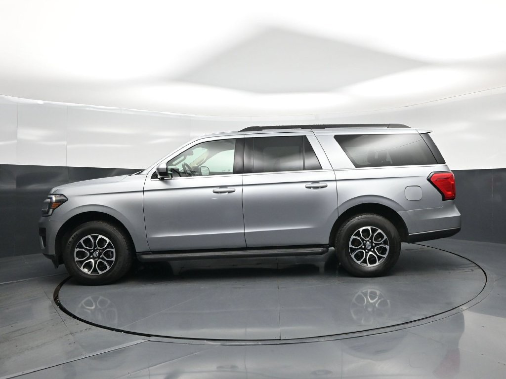 Used 2024 Ford Expedition Max XLT AWD/4WD image 31