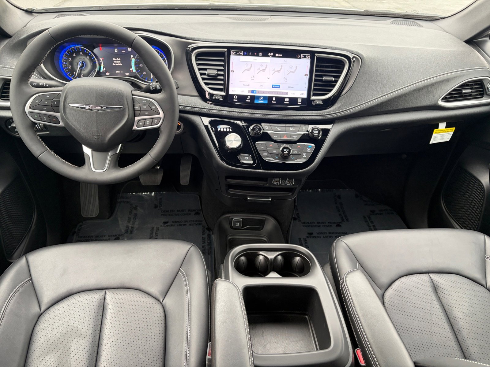 Used 2025 Chrysler Pacifica Select image 16