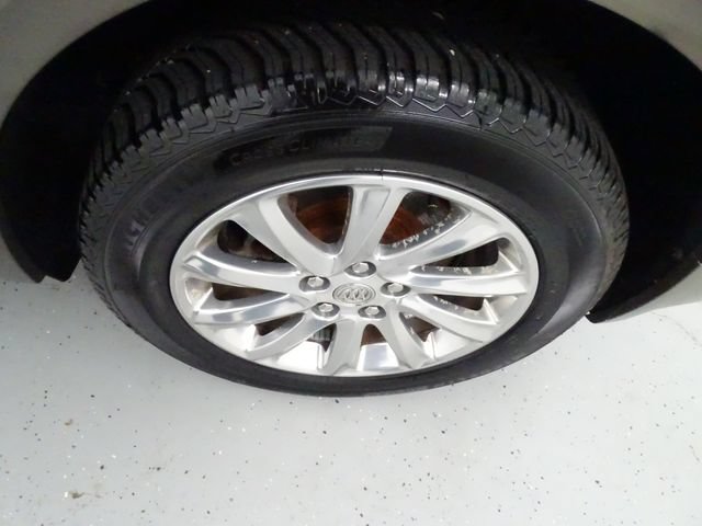 Certified 2019 Buick Envision Essence w/ LPO, Active Package AWD/4WD image 30