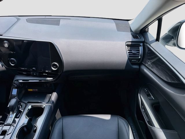 Used 2025 Lexus NX 250 FWD w/ Accessory Package (Z1) image 18