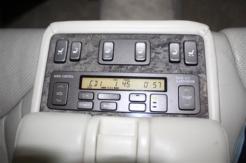 Used 2002 Lexus LS 430 RWD image 24