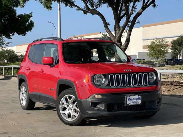 Used 2017 Jeep Renegade Latitude FWD image 2