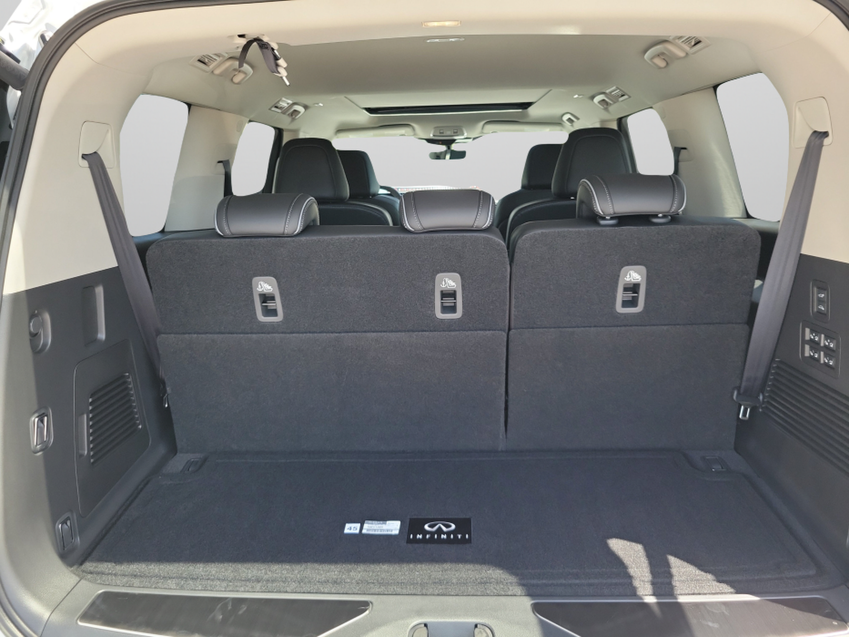 New 2027 INFINITI QX80 Luxe w/ Cargo Package AWD/4WD image 26