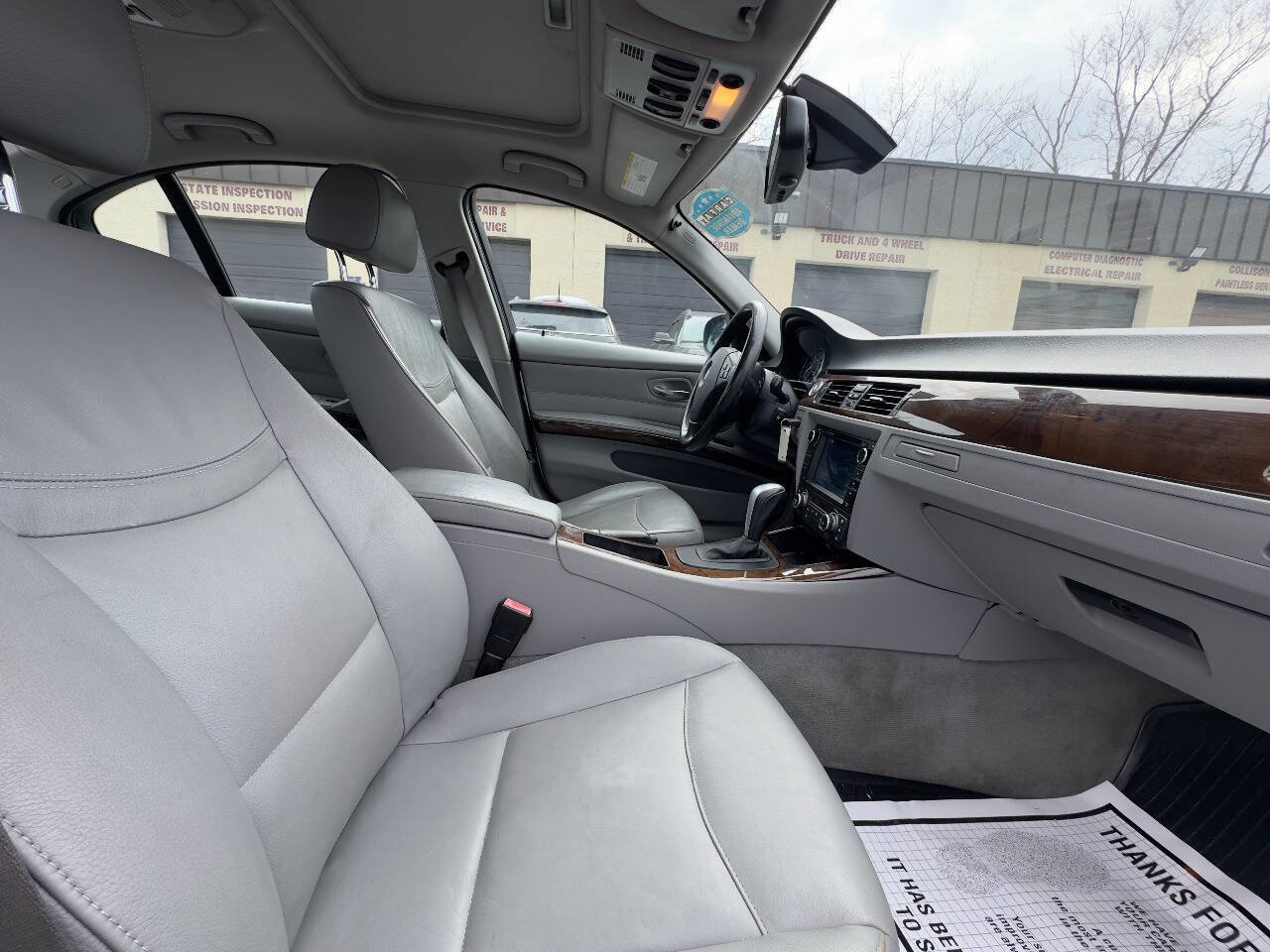 Used 2011 BMW 328i xDrive Sedan w/ Premium Pkg image 13