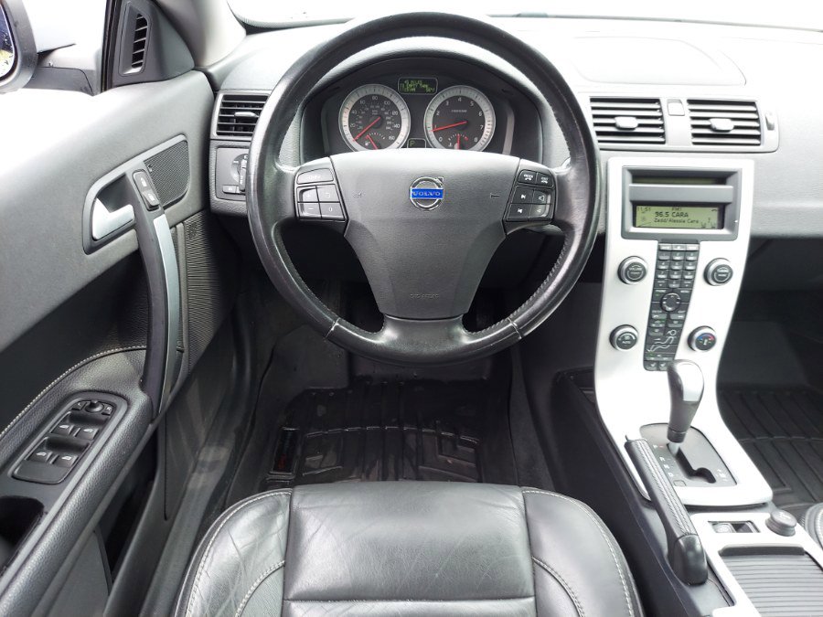 Used 2012 Volvo C70 T5 w/ Climate Pkg FWD image 10