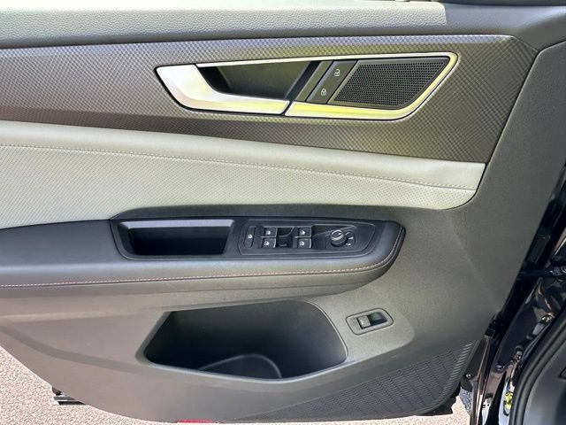 Certified 2026 Volkswagen Atlas Peak Edition AWD/4WD image 19