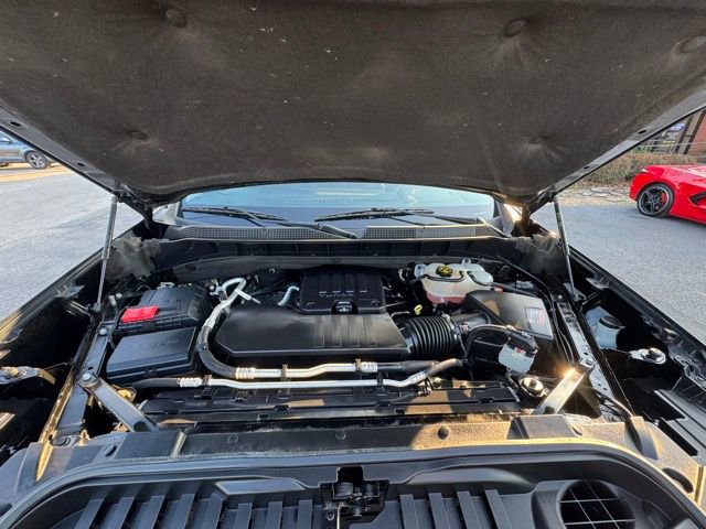 Used 2022 Chevrolet Silverado 1500 LT image 2