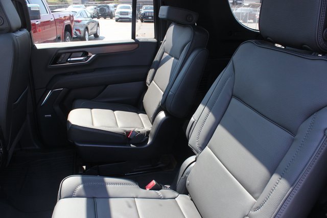 New 2025 GMC Yukon XL Denali w/ Sun & Power Step Package image 24
