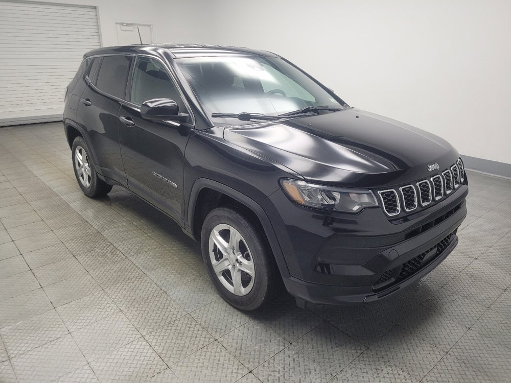 Used 2024 Jeep Compass Sport image 11