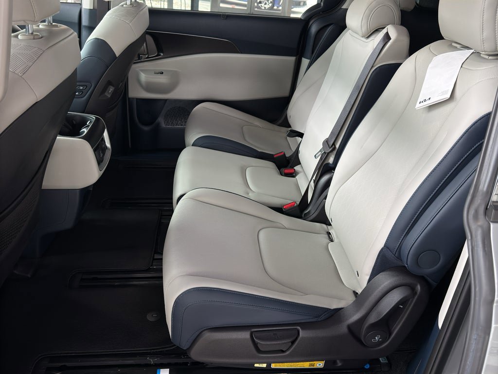 New 2026 Kia Carnival SX w/ SX Dark Edition Package image 21