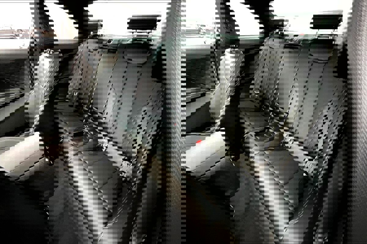 Used 2023 BMW 230i Coupe w/ Convenience Package image 25