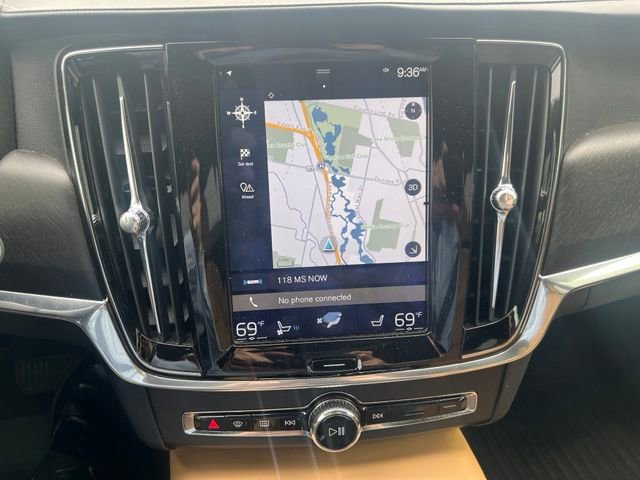 Used 2017 Volvo V90 T6 Cross Country AWD/4WD image 11