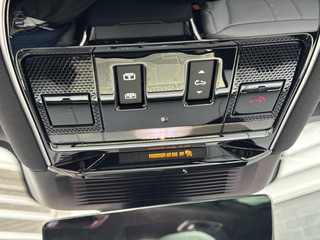 New 2026 Land Rover Range Rover Sport Dynamic SE image 23