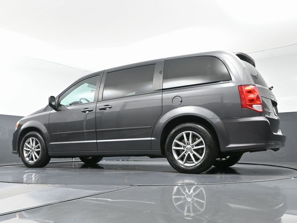 Used 2017 Dodge Grand Caravan SE image 47