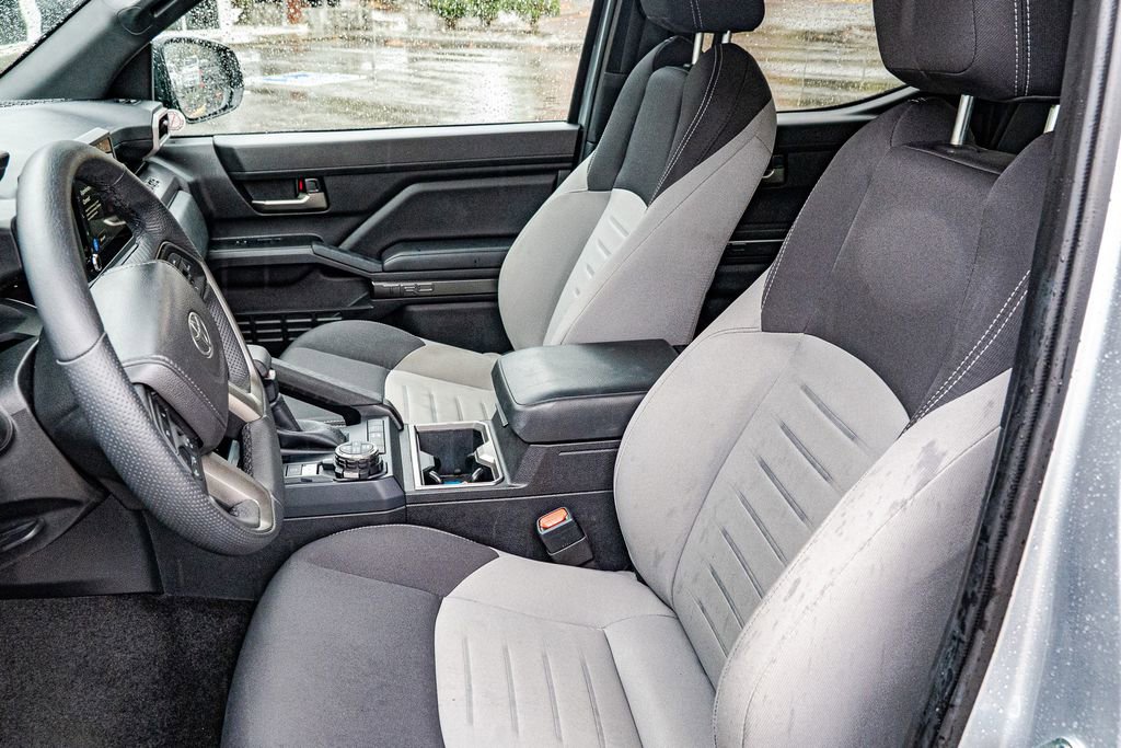 Used 2025 Toyota Tacoma TRD Off-Road image 12