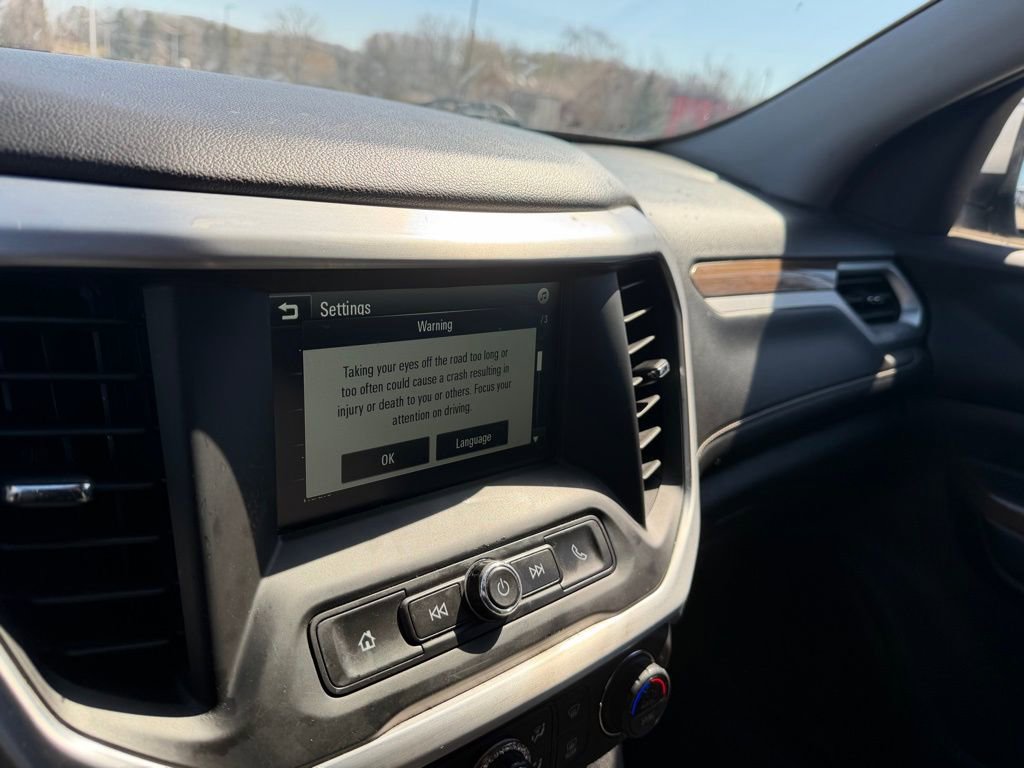 Used 2019 GMC Acadia SLE image 14